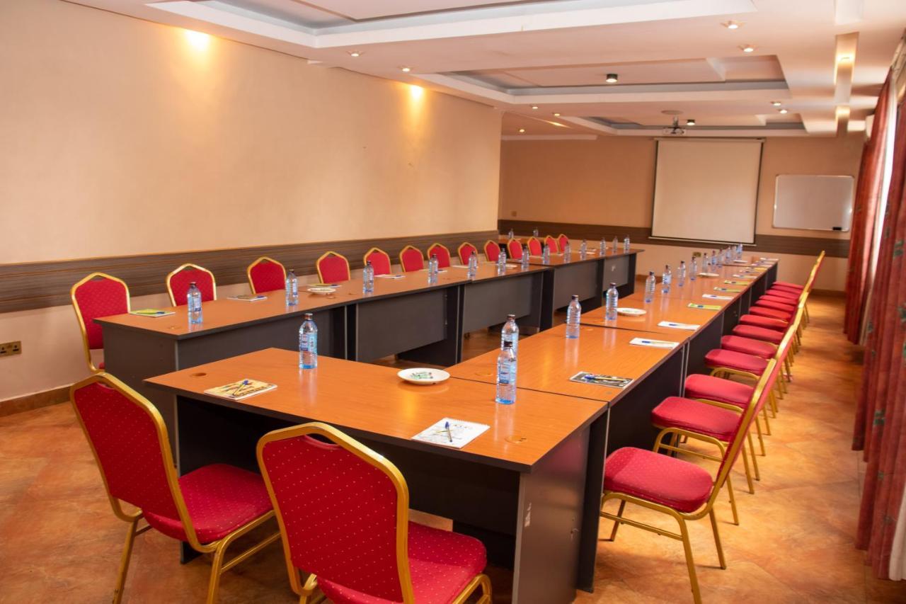Hotel Waterbuck Nakuru Kültér fotó