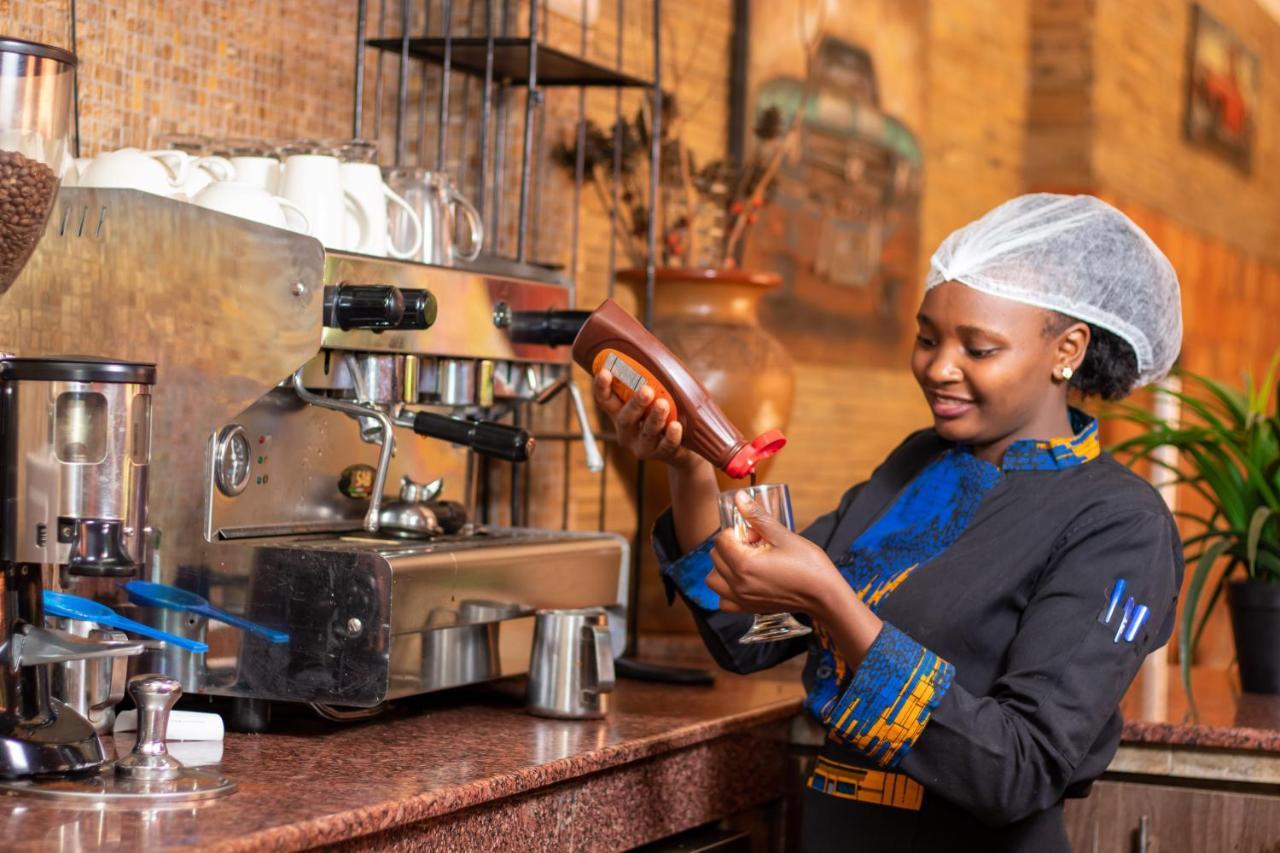 Hotel Waterbuck Nakuru Kültér fotó