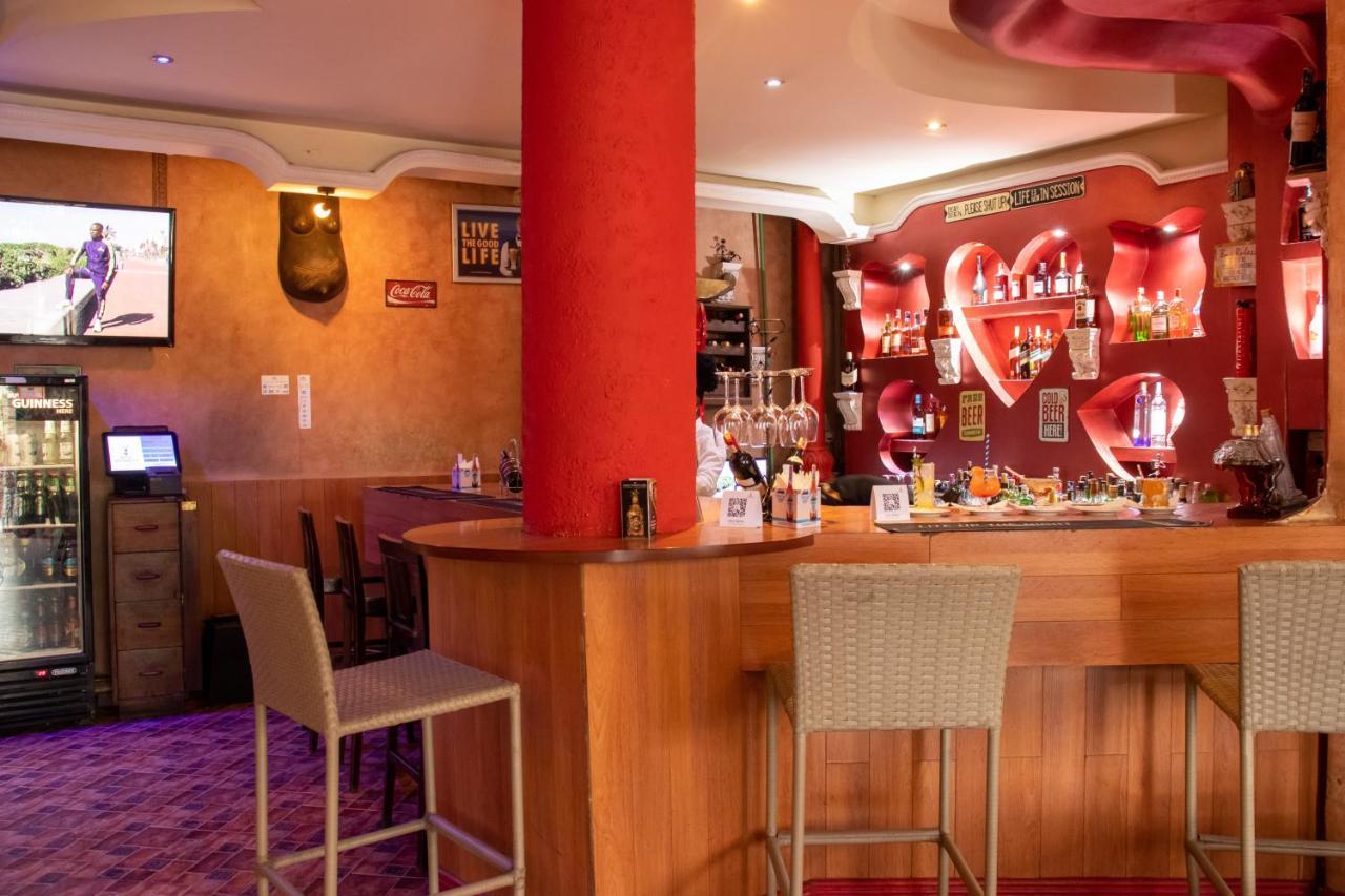 Hotel Waterbuck Nakuru Kültér fotó