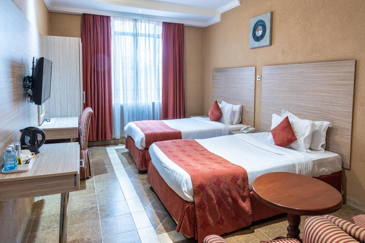 Hotel Waterbuck Nakuru Kültér fotó
